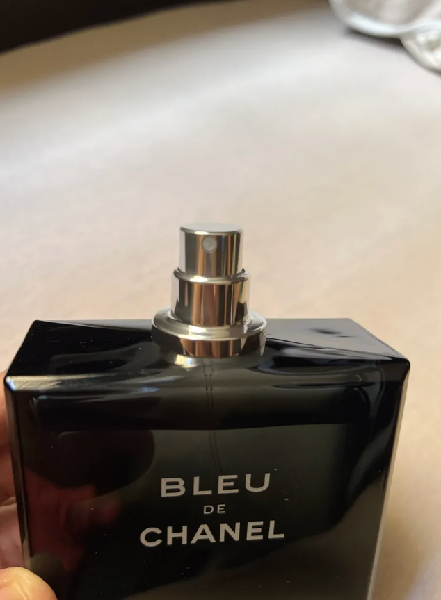 Image #1 de Manon Delacroix